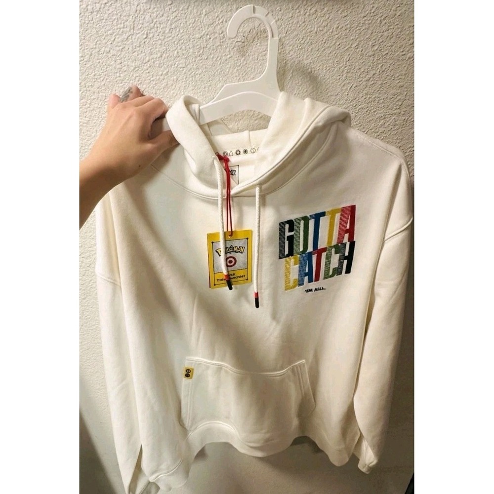 Pokémon Target Exclusive Gotta Catch Em All Pikachu Cream Hoodie Adult Medium